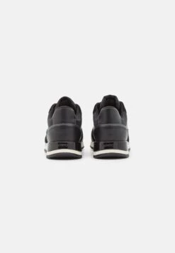 Geox New Aneko- Sneakers Basse - Black 9 Geox New Aneko- Sneakers Basse - Black -Geox Offerte Negozio 0ca8ed7c55154a6ba58015fe63357f14