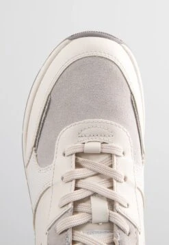 Geox BulmyaSneakers BasseOff White Optic Whit Donna Sneakers ZZO1VS702-A00 -Geox Offerte Negozio 249dc0c1cc7545f194003d4c7703cf38