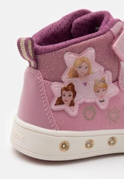 Geox Disney Princess Jr Skylin GirlSneakers AltePink Bambini Sneakers GE113D0CF-J11 -Geox Offerte Negozio 2a917842ea364f09a7e6584e648d804c