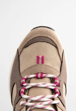 Geox BraiesSneakers BasseLt Taupe Donna Sneakers ZZO1CYU10-B00 9 Geox BraiesSneakers BasseLt Taupe Donna Sneakers ZZO1CYU10-B00 -Geox Offerte Negozio 30e0dc4b94db4691862445fad79c1a8b