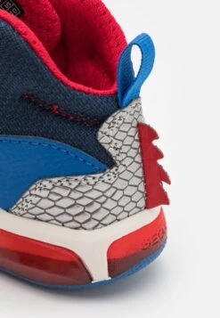 Geox Inek Light Up BoySneakers AlteRoyal/Red Bambini Sneakers GE114D0IK-K11 -Geox Offerte Negozio 32ce3d31f43c4c4389fe22a74367d43a