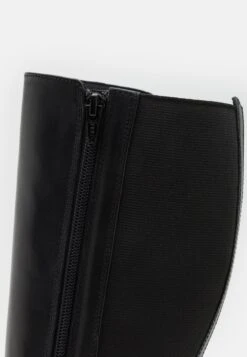 Geox New AsheelStivali AltiBlack Donna Stivali GE111A199-Q11 -Geox Offerte Negozio 3665e292ee8d4262a7b698f2cb126070