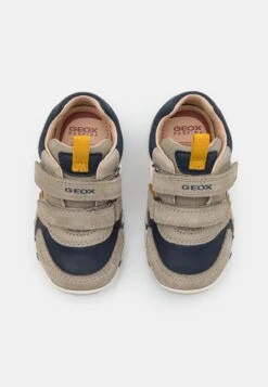 Geox B Iupidoo UnisexSneakers BasseSand/Navy Bambini Scarpe Neonato GE116D032-B11 -Geox Offerte Negozio 3ba89ab5b39a41048b51cc9e83d8f07c