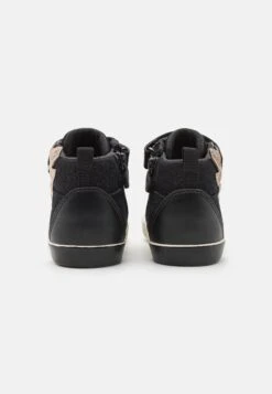 Geox B KilwiWarm - Scarpe Primi Passi - Black/Gold -Geox Offerte Negozio 3cc0f7058d3c4581a93fb6b2f31a93aa