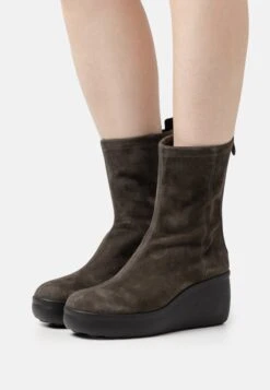 Geox Spherica Ec9Stivaletti Con PlateauDark Grey Donna Stivaletti GE111N0B3-C11