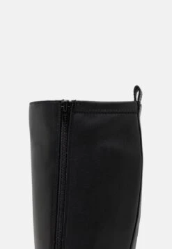 Geox Spherica Stivali Con PlateauBlack Donna Stivali GE111A198-Q11 -Geox Offerte Negozio 425d2ed471f34465988a2e4abd3504b2