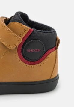 Geox Gisli Boy WarmSneakers AlteDark Yellow/Black Bambini Sneakers GE114D0IX-B11 -Geox Offerte Negozio 471ed924de574c43bfca88c57ea7a1d0