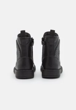 Geox Eclair GirlStivaletti StringatiBlack Bambini Stivali GE113I053-Q11 -Geox Offerte Negozio 47417e2336124396a28f61830d28ca0a