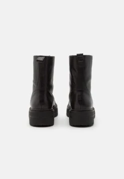 Geox SphericaStivaletti Con PlateauBlack Donna Stivaletti GE111N0BC-Q11 -Geox Offerte Negozio 4988805fec36412cbe9df928886341a1