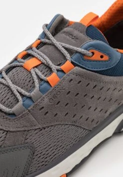 Geox Sterrato - Sneakers Basse - Grey -Geox Offerte Negozio 4bcae998a3264a9299fa0f3477336b55