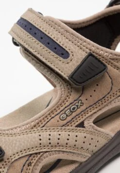 Geox Strada - Sandali Da Trekking - Sand/Navy -Geox Offerte Negozio 660dddaf02594219a1213fceb71f2e54