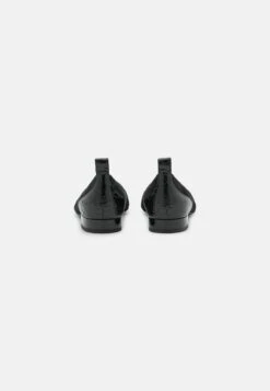 Geox Charyssa - Ballerine - Black 9 Geox Charyssa - Ballerine - Black -Geox Offerte Negozio 6d7d1c1293dd4d218f328ec2518e8f5d