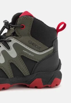 Geox Magnetar Boy AbxStivaletti StringatiMilitary/Red Bambini Stivali GE114I02H-T11 -Geox Offerte Negozio 76176038ed8b4bea9ade6af537d9f0ad