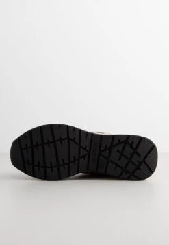 Geox BraiesSneakers BasseLt Taupe Donna Sneakers ZZO1CYU10-B00 8 Geox BraiesSneakers BasseLt Taupe Donna Sneakers ZZO1CYU10-B00 -Geox Offerte Negozio 80d87a87b6a9416c838072cb802225d5