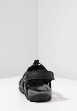 Geox Uomo StradaSandali Da TrekkingBlack Uomo Scarpe Aperte GE112G00T-Q11 -Geox Offerte Negozio 82ec7bf0140d4c3b9db50a5b007f9ef3