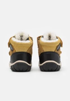 Geox Omar Boy WpfStivali Da Neve Yellow/Blue Bambini Stivali GE114K01S-B11 -Geox Offerte Negozio 9097b4c1fc8b4fb8bcf5fee8ccdc1003