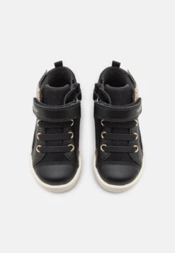 Geox B KilwiWarm - Scarpe Primi Passi - Black/Gold -Geox Offerte Negozio 9bf9ff97c3454257a8228762968ac474