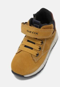 Geox Alben BoyScarpe Primi PassiYellow/Navy Bambini Scarpe Basse GE114I023-B11 -Geox Offerte Negozio 9ebfc811892e473abe76c57410923ee3