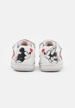 Geox Disney Minnie Mouse New Flick GirlSneakers BasseWhite Bambini Sneakers GE113D0C0-A11 8 Geox Disney Minnie Mouse New Flick GirlSneakers BasseWhite Bambini Sneakers GE113D0C0-A11 -Geox Offerte Negozio a2e05378f51645a882037ec741c0309c