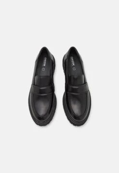 Geox IrideaScarpe Senza LacciBlack Donna Scarpe Piatte GE111E083-Q11 -Geox Offerte Negozio a844c9715c264f5a909658d950e9c72c