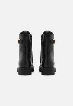 Geox HoaraStivali Con I LacciBlack Donna Stivali GE111N099-Q11 9 Geox HoaraStivali Con I LacciBlack Donna Stivali GE111N099-Q11 -Geox Offerte Negozio ab34d0eab4e94ec08d5cf0e4a688a439