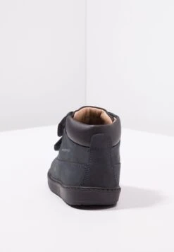 Geox Hynde Boy Wpf - Stivali Da Neve- Navy -Geox Offerte Negozio b0ae63e7ec534610bc7cf1394416bd79