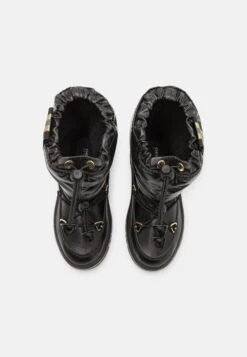 Geox Adelhide Girl AbStivali Da Neve Black/Gold Bambini Stivali GE113K02J-Q11 9 Geox Adelhide Girl AbStivali Da Neve Black/Gold Bambini Stivali GE113K02J-Q11 -Geox Offerte Negozio b1a03360abe14c998e72439efa044f8d