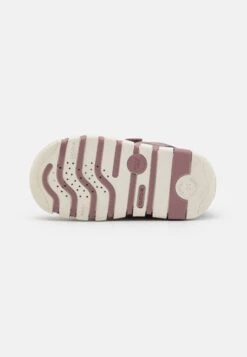 Geox Iupidoo- Sneakers Basse - Rose Smoke/Navy -Geox Offerte Negozio b2b637ff4a2246e492202c8216f2a887