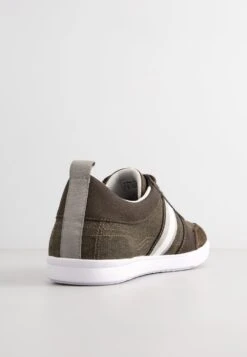 Geox Walee - Sneakers Basse - Musk 7 Geox Walee - Sneakers Basse - Musk -Geox Offerte Negozio b9b91852b6d44a248fadfe29c325953d