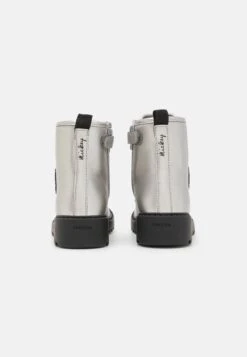 Geox Disney Classics Mickey Mouse Casey GirlStivaletti StringatiDark Silver Bambini Stivali GE113I057-D11 -Geox Offerte Negozio bf930ab3f9704271b3b6d98edf99d5bc