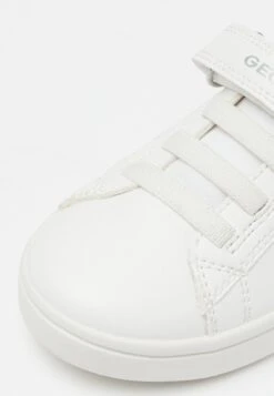 Geox Djrock GirlSneakers BasseWhite/Silver Bambini Sneakers GE113D0G4-A11 -Geox Offerte Negozio c02df9001d1540758fc12299975ce319