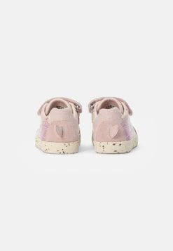 Geox Kilwi GirlSneakers BasseLight Rose Bambini Sneakers GE113D0CB-J11 -Geox Offerte Negozio c49c06804fb44c33b4157947d9c7d8b7