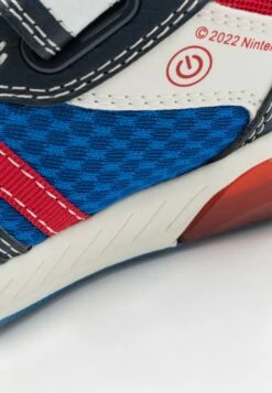 Geox Nintendo Supermario Inek BoySneakers BasseNavy/Royal Bambini Sneakers GE114D0E7-K11 -Geox Offerte Negozio d7a1f345516149e0bf959c00919f1ea5