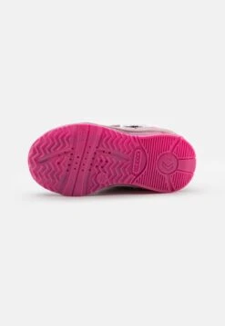 Geox Disney Minnie Mouse Todo GirlSneakers BasseDark Rose/Fuchsia Bambini Scarpe Neonato GE113D0EA-J11 -Geox Offerte Negozio dc6d721c00c04ddab5d4789725aed520