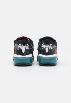 Geox Marvel Spiderman Bayonyc BoySneakers BasseBlack/Red Bambini Sneakers GE114D0G6-Q11 -Geox Offerte Negozio de25792f76334793b2bcb2a476aca2cc