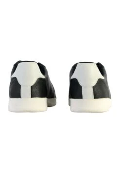 Geox Sneakers BasseNoir Uomo Sneaker GE112O0FV-Q11 -Geox Offerte Negozio ea10f34c6a0e48ba98b56951de2ec021