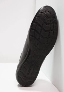 Geox Uomo Symbol - Scarpe Senza Lacci - Black -Geox Offerte Negozio f1b72750bf954c28bad2d52c5bf5113b