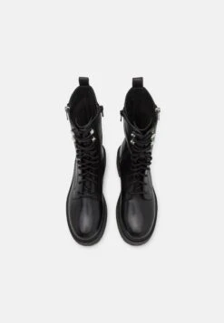 Geox SphericaStivali Con I LacciBlack Donna Stivali GE111N0AN-Q11 -Geox Offerte Negozio f602116962d94e789dce894e1dc52979